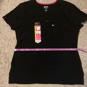 ScrubStar Henley Black Top NWT Size L